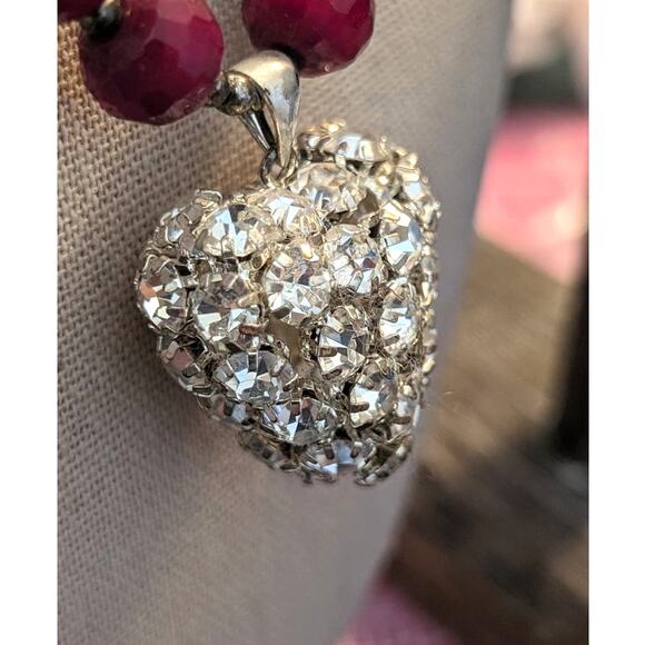Deep Cranberry Red Cut Faceted Glass Bead and Rhinestone Heart Pendant Necklace - Picture 3 of 10